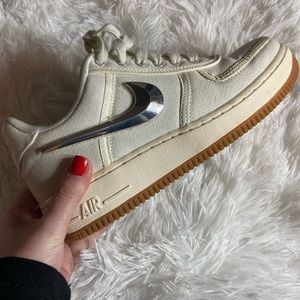 RARE Travis Scott AF1 men’s size 6 in color “sail”
